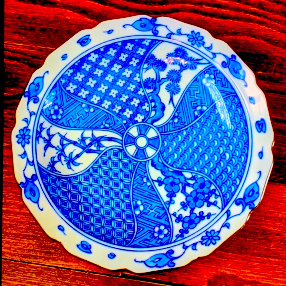 Beautiful Hand Painted Plate Japan High Quality China Rare